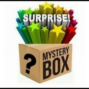 Mystery lash box  w/ glue